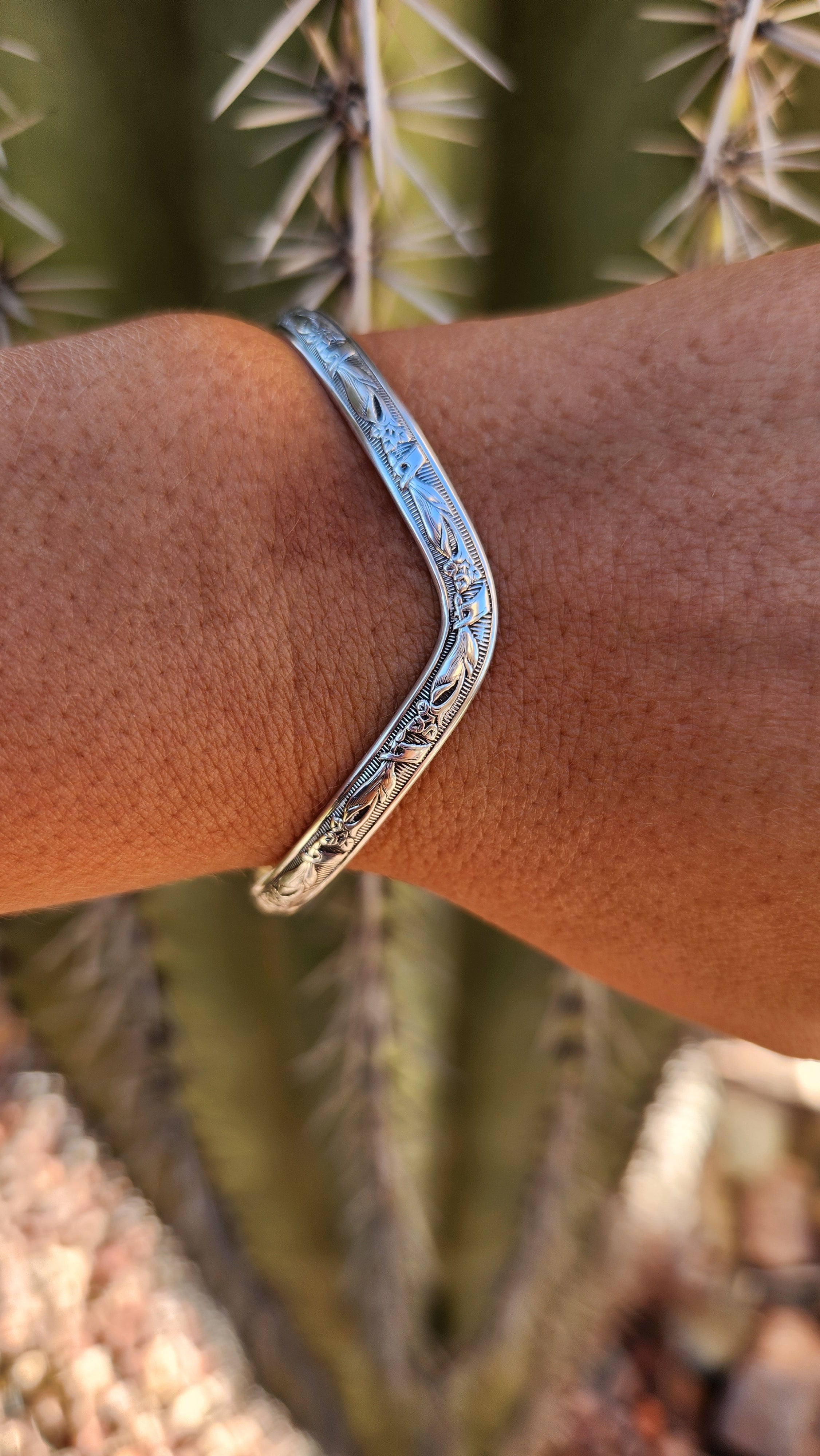 Sterling Mexican bangle with Floral design