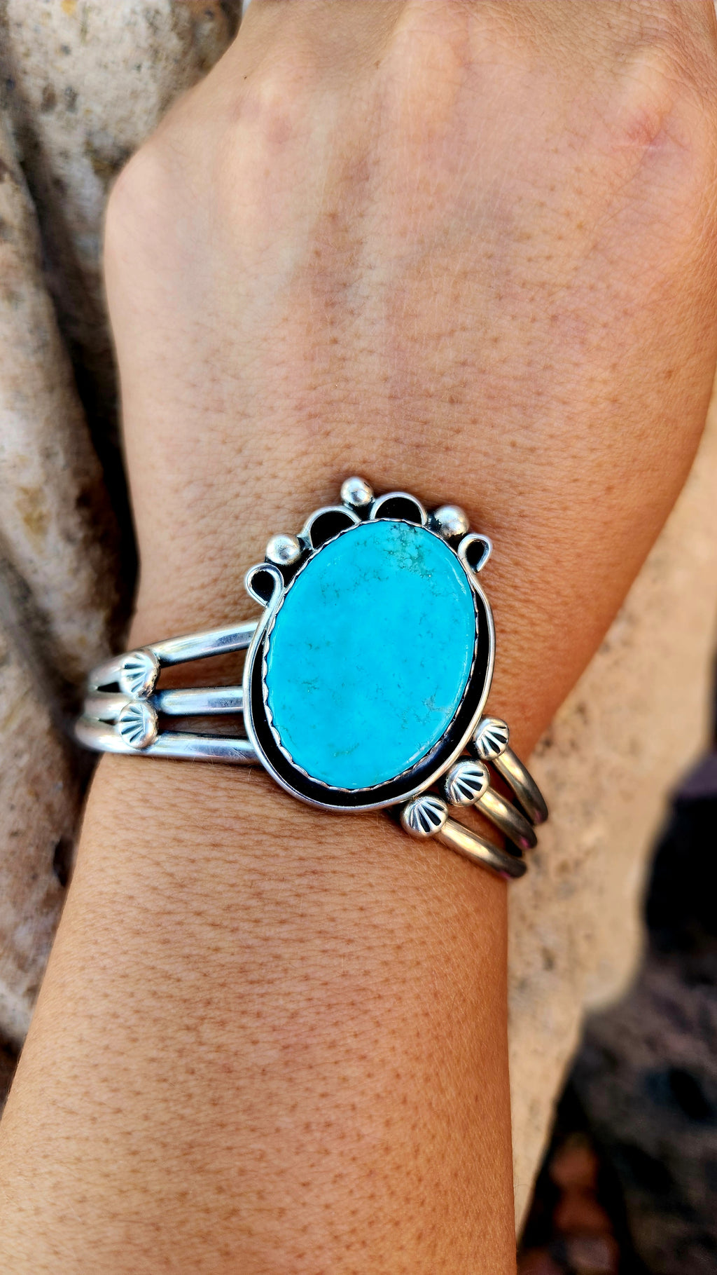 Vintage Sterling Silver Kingman Turquoise cuff