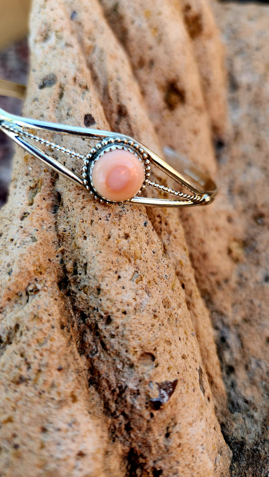 Esther White Pink Conch cuff