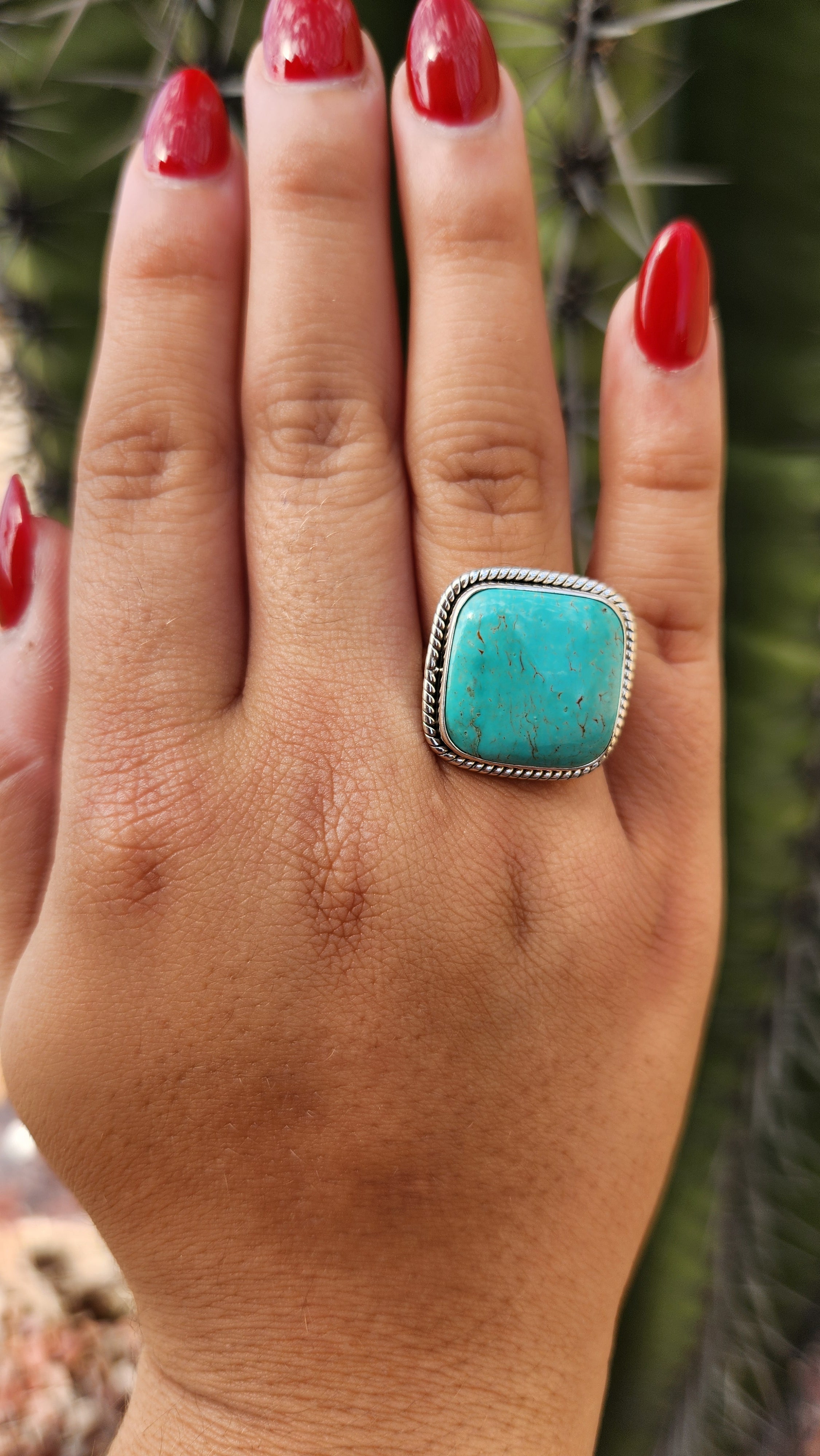 Beautiful Kingman Turquoise Ring Sz8.75