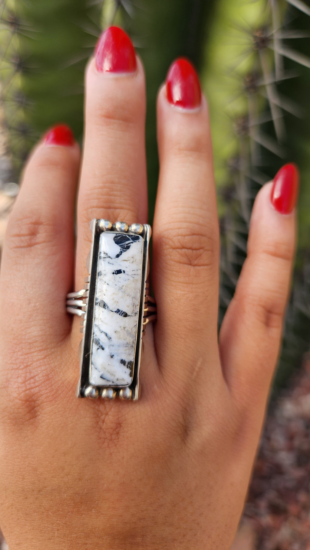 Navajo Larson Lee Beautiful White Buffalo Ring Sz 10