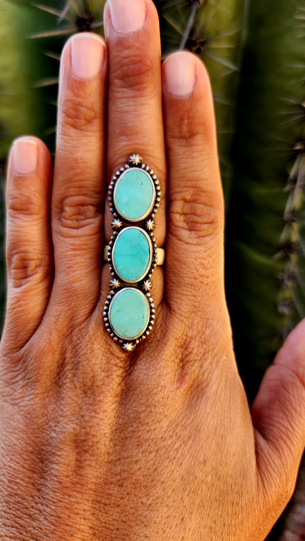 Beautiful Royston Turquoise Three Stone Adjustable Ring