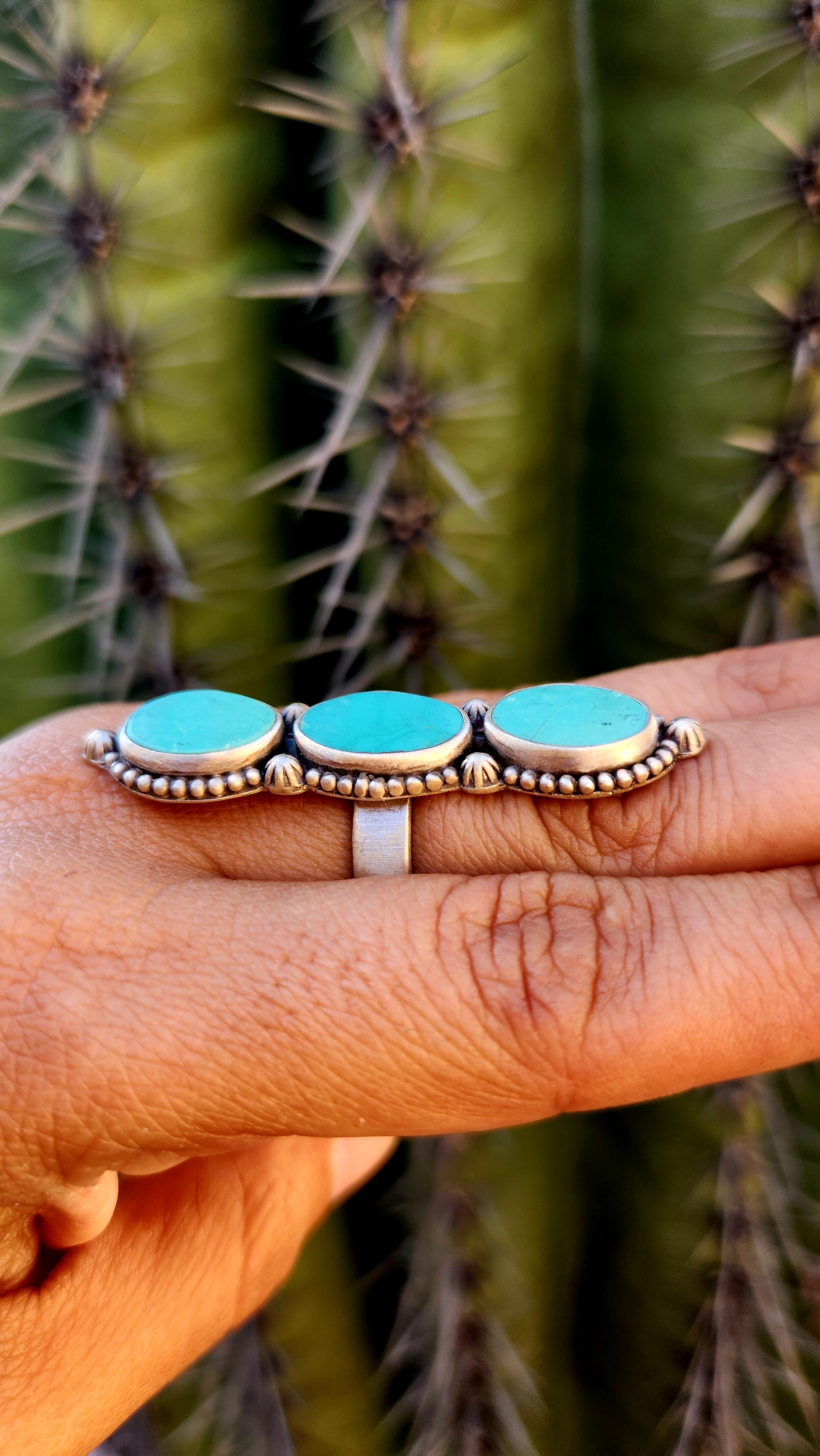 Beautiful Royston Turquoise Three Stone Adjustable Ring