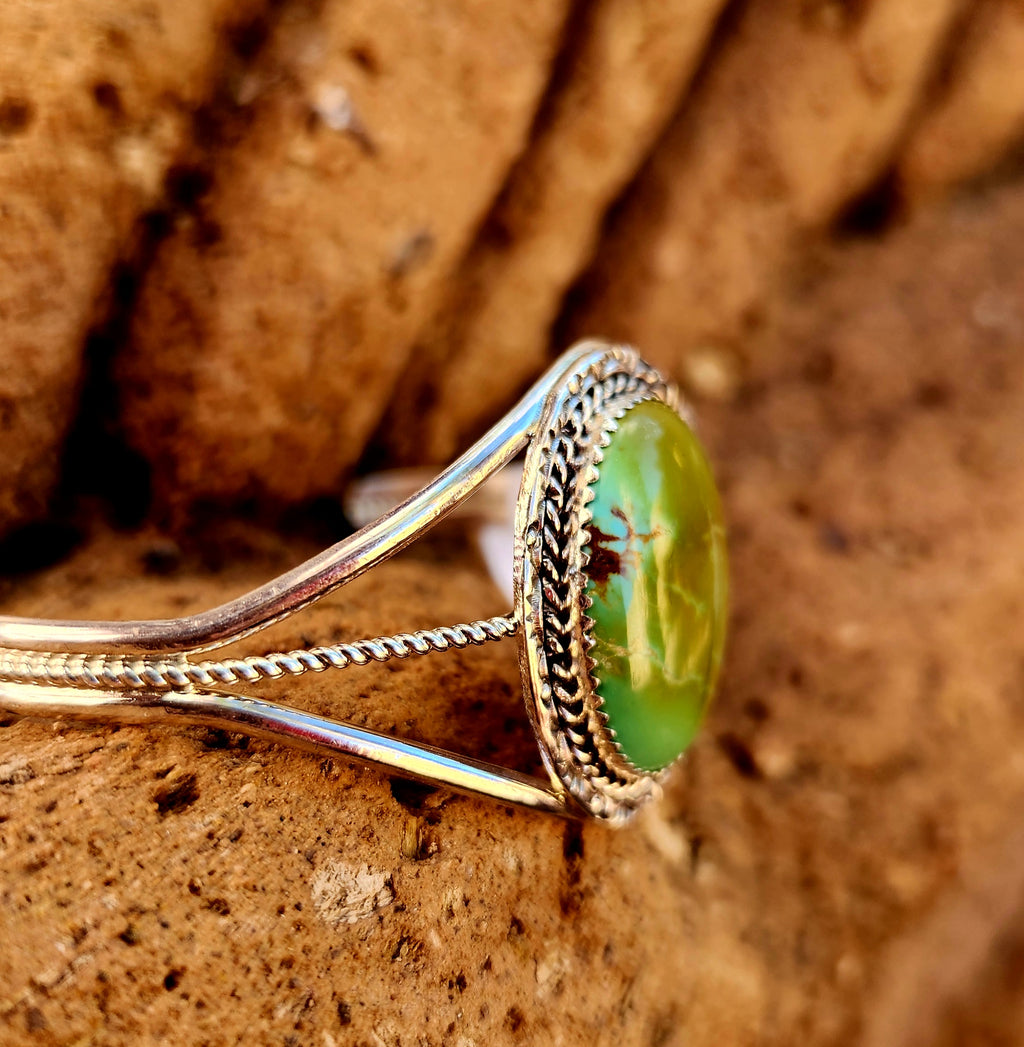 Navajo Handmade Dine' Begaye Emerald Valley Turquoise Cuff